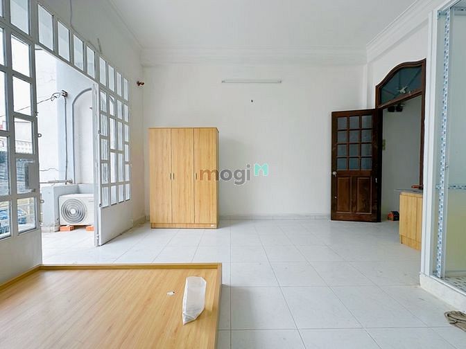 Hình ảnh Studio ban công full nội thất gần cầu chữ Y