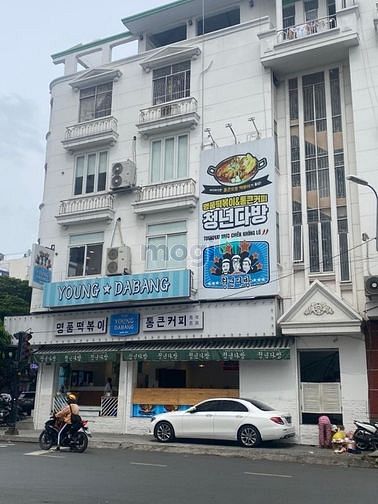 Hình ảnh Cho thuê căn góc phố ẩm thực 2 MT Vũ Huy Tấn, Quận Bình Thạnh