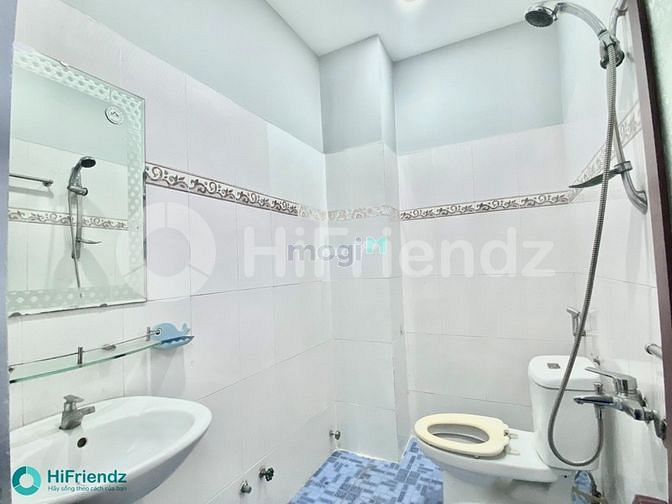 Hình ảnh CHDV ban công đầy đủ tiện nghi sát cầu Nguyễn Văn Cừ