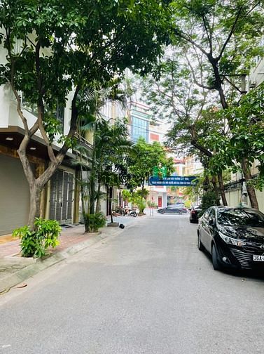 Hình ảnh Bán nhà Vạn Phúc, 2 mặt ngõ ô tô tránh, 320m2 MT 13.5 m, giá bán 90 tỷ