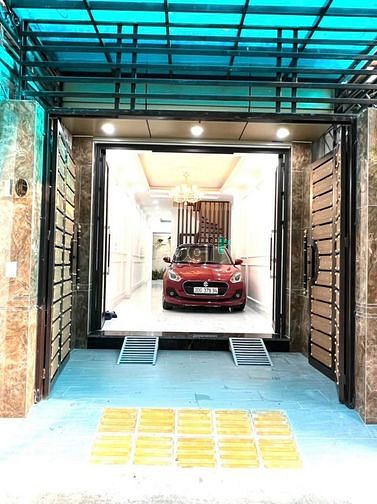 Hình ảnh Bán nhà phố Thái Thịnh – Gara – Phân Lô – Thang Máy .Dt61m2