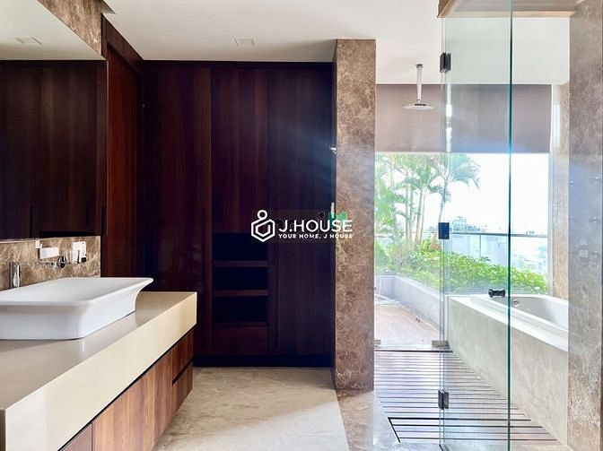 Hình ảnh ✅Cho Thuê Penthouse_3PN 200m2_Bancol Rộng_Trần Quang Diệu Quận 3✅