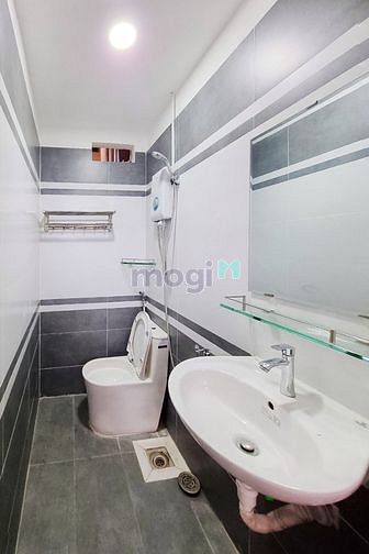 Hình ảnh Trống Sẵn Căn Hộ Dạng Duplex Cửa Sổ Siêu Rộng 45m2 Ngay Chợ Tân Bình