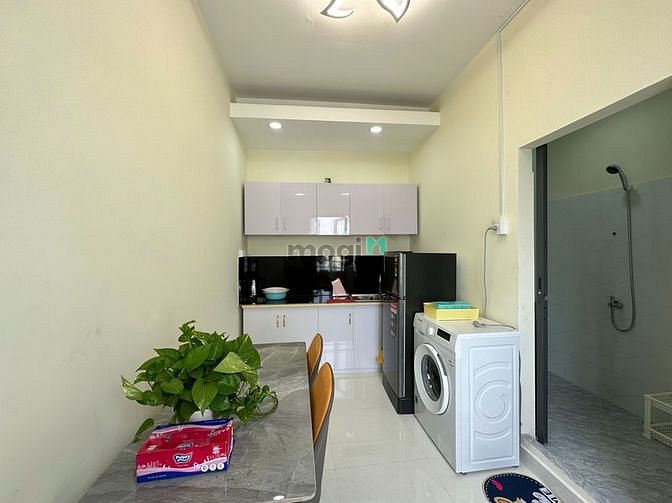 Hình ảnh Căn Hộ Dịch Vụ full nội thât thiết kế sang chảnh