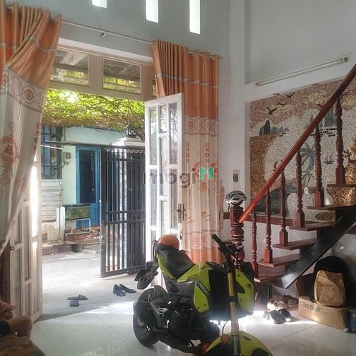 Hình ảnh TIN THẬT:Nhà 3 tầng hẻm xe hơi,hoàn công đường Bình Chiểu,Thủ Đức