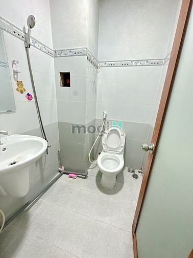 Hình ảnh Phòng trọ full nội thất giá rẻ + cửa sổ hành lang
