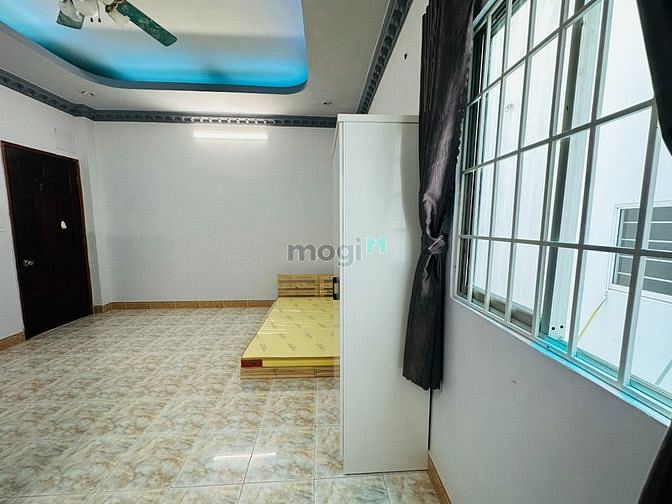 Hình ảnh CHDV cửa sổ trời full nội thất gần cầu Hậu Giang