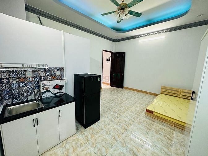 Hình ảnh CHDV cửa sổ trời full nội thất gần cầu Hậu Giang