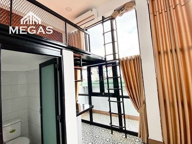 Hình ảnh DUPLEX Ban Công - Máy Giặt Riêng - Ngay Phan Xích Long