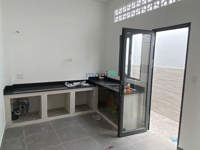 Hình ảnh Cần cho thuê nhà phố 4PN, 3WC, mặt tiền 8m. Tiện ở, kinh doanh