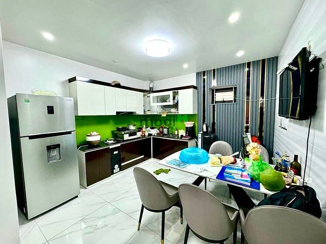 Hình ảnh Cho thuê nhà đẹp full nội thất Văn Cao 15tr/ tháng