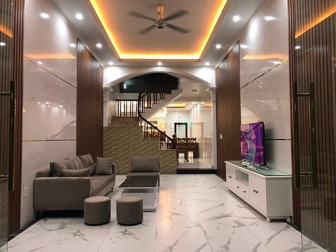 Hình ảnh Nhà Văn Cao full nội thất cao cấp cho thuê