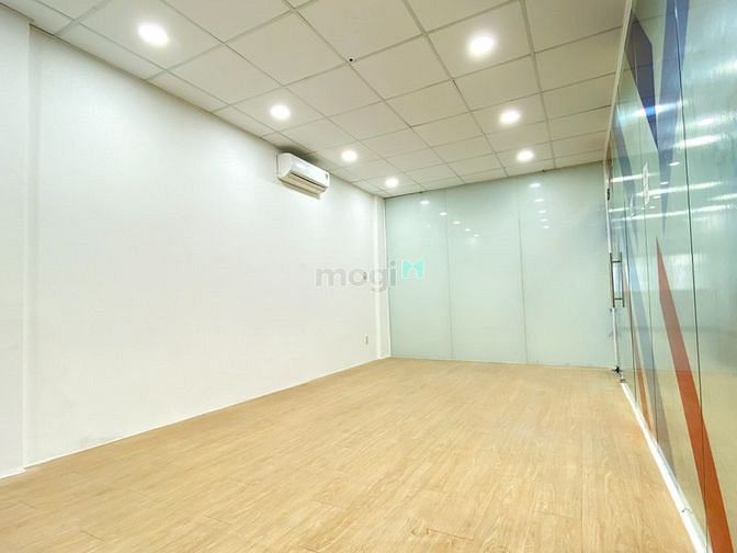 Hình ảnh Cho Thuê Tòa Nhà văn phòng 40CD Út Tịch, Phường 4, Quận Tân Bình !