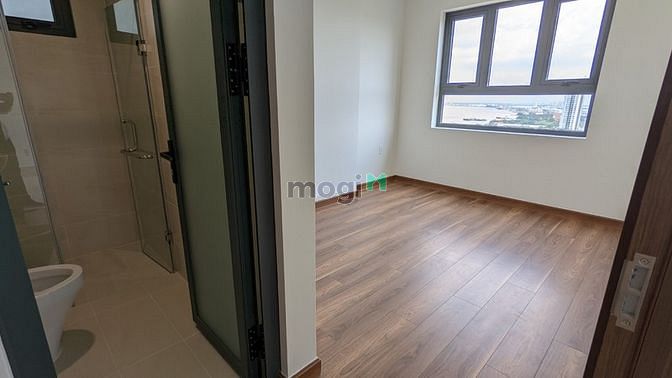 Hình ảnh Cho thuê căn 2PN nhà trống giá 8tr chung cư Q7 Saigon Riverside