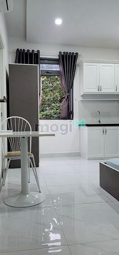 Hình ảnh Căn STUDIO cửa sổ full nội thất