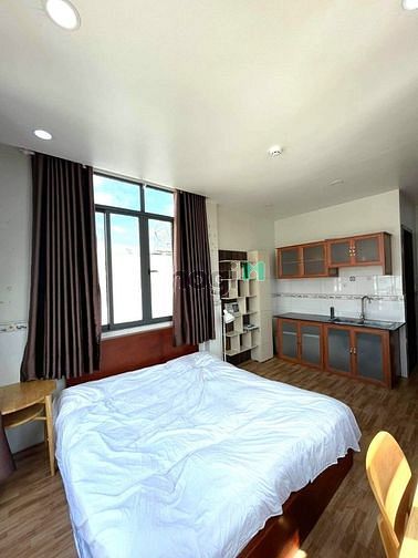 Hình ảnh Studi000 của kình lớn ánh sáng tự nhiên