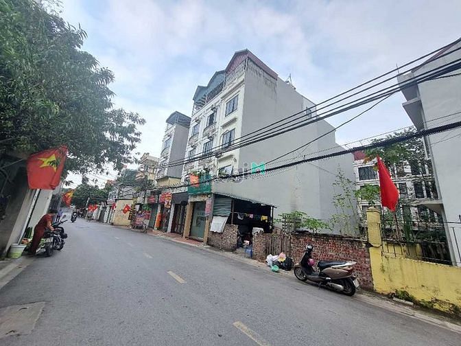 Hình ảnh Hot new - quá đẹp mảnh đ.ấ.t giá hạt dẻ long biên 55m2