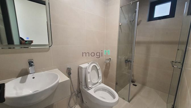 Hình ảnh Cho thuê căn 3PN nhà trống giá 11tr5 chung cư Q7 Saigon Riverside