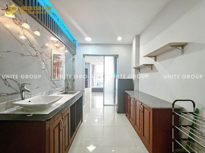 Hình ảnh Siêu Phâm Studi000 bancol của kính lớn chill