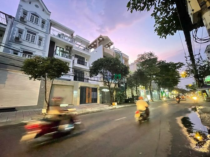 Hình ảnh Cho Thuê Nhà MT Đường D5, Phường 25, Quận Bình Thạnh