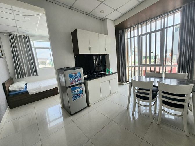 Hình ảnh Căn Hộ 1PN Tách bếp - Bancol, cửa sổ thoáng - Full NT - Khu Sân Bay
