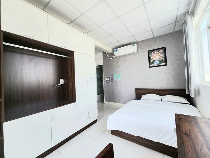 Hình ảnh Căn Hộ 1PN Tách bếp - Bancol, cửa sổ thoáng - Full NT - Khu Sân Bay