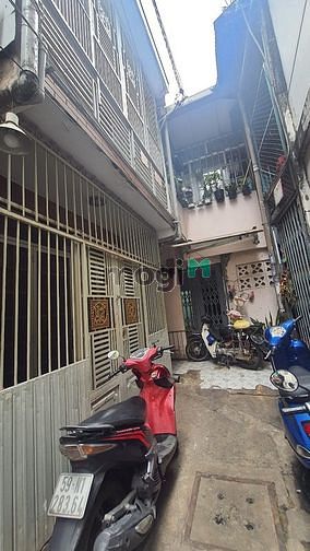 Hình ảnh Bán Nhà Hoàng Văn Thụ DT 30m2 Xây 2 Tầng Cạnh Vincom, Lăng Cha Cả