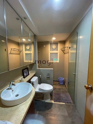 Hình ảnh Hạ giá cho thuê 3pn Saigon pearl full nội thất đẹp