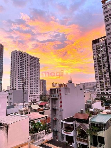 Hình ảnh Studi0 full nội thất cử sổ kính View LANDMART tại NGuyễn VĂn THương
