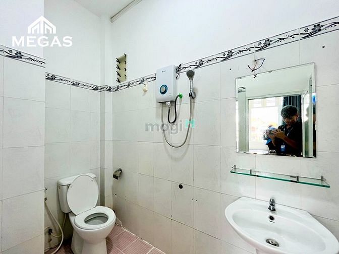 Hình ảnh Mb6623 nạp rút nhanh chóng studio cửa sổ lớn, view Landmark