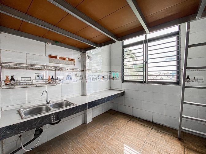 Hình ảnh CHDV gác cao 22m2 ở Lê Văn Việt