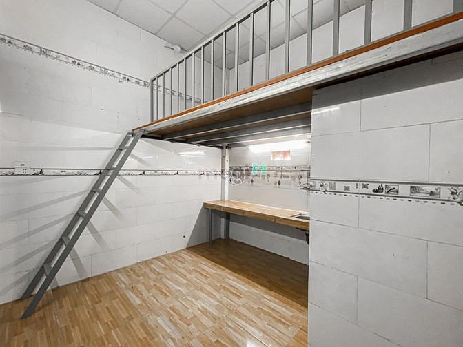 Hình ảnh CHDV gác cao 22m2 ở Lê Văn Việt