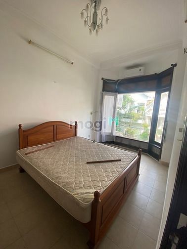 Hình ảnh Cho thuê Biệt Thự Làng Báo Chí - Thảo Điền - Q. 2- 10x11m- Giá 33 tr