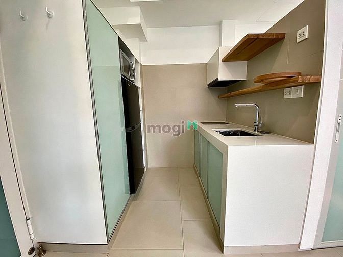 Hình ảnh Studio 35m2-Full nội thất-Cửa sổ thoáng mát ngay phố Bùi Viện - Cống