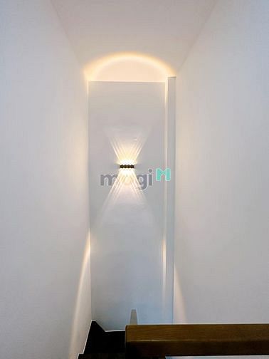 Hình ảnh Nhỉnh 4 Tỷ , 24M2, 4PN ,Hẻm Ba Gác ,Sát Q1, Lê Văn Duyệt P.1 BT
