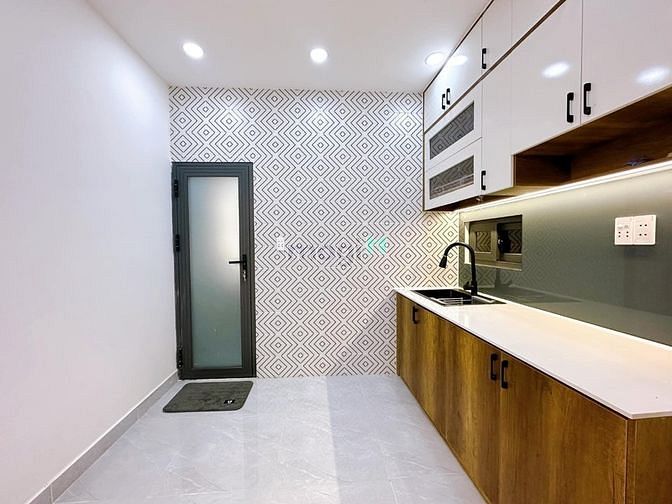 Hình ảnh Nhỉnh 4 Tỷ , 24M2, 4PN ,Hẻm Ba Gác ,Sát Q1, Lê Văn Duyệt P.1 BT