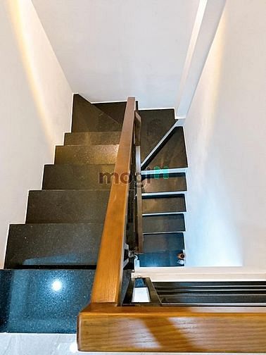 Hình ảnh Nhỉnh 4 Tỷ , 24M2, 4PN ,Hẻm Ba Gác ,Sát Q1, Lê Văn Duyệt P.1 BT