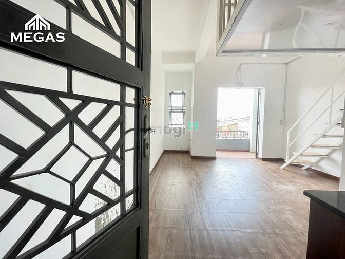 Hình ảnh Phòng DUPLEX ban công chung + gác cao