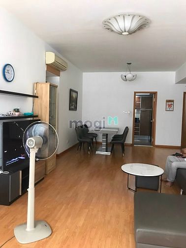Hình ảnh Hạ giá cho thuê 3pn 136m2 full nội thất tòa ruby giá tốt