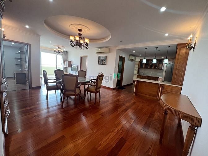 Hình ảnh Bán chung cư Hùng Vương plaza cao cấp , 120m2 , 6.8 tỷ , 3pn