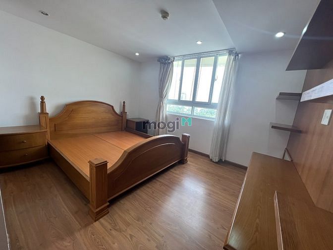 Hình ảnh Bán chung cư Hùng Vương plaza cao cấp , 120m2 , 6.8 tỷ , 3pn
