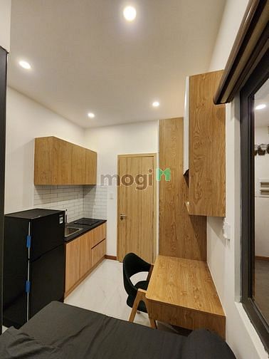 Hình ảnh Studio bancon cửa sổ lớn full nội thất Cống Quỳnh Quận 1