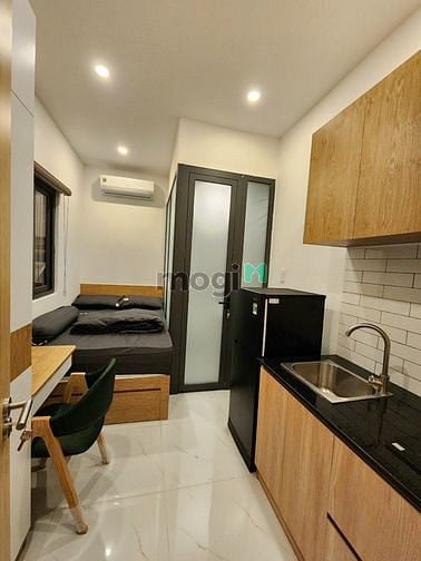 Hình ảnh Studio bancon cửa sổ lớn full nội thất Cống Quỳnh Quận 1