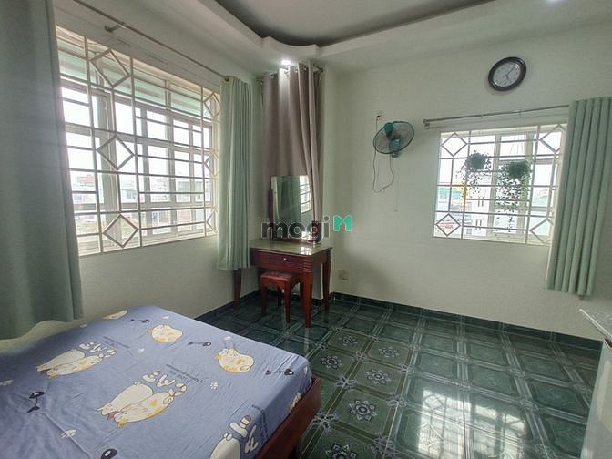 Hình ảnh Phòng Studio full nội thất, có thang máy, cửa sổ trời, gần Đầm Sen