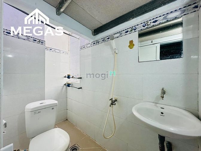 Hình ảnh Cho thuê DUPLEX ngay TRƯỜNG CHINH giá cực rẻ