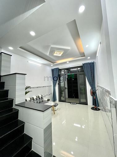 Hình ảnh Chỉ 4 xí có nhà hxh sát ngã tư 4 xã bình tân 2 tầng đúc.