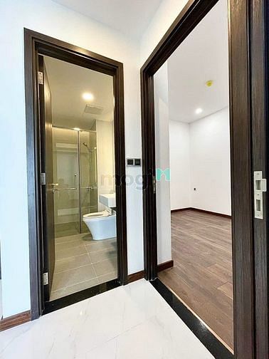 Hình ảnh Cho thuê CHCC Resgreen Tower 2pn Giá 11tr/tháng