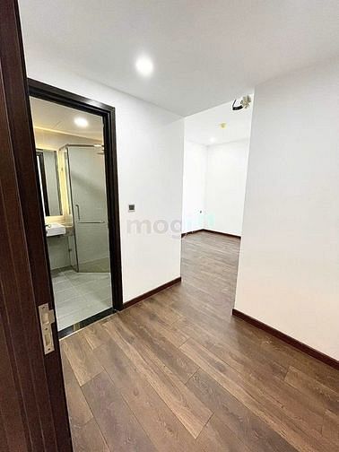 Hình ảnh Cho thuê CHCC Resgreen Tower 2pn Giá 11tr/tháng