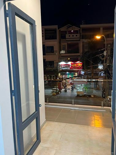 Hình ảnh Cho Thuê Căn Hộ Dịch Vụ Đầy Đủ Nội Thất Có Bancol Riêng Đối Diện Aeon