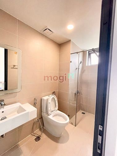Hình ảnh Cho Thuê Căn Hộ 2pn 2wc Full Nội Thất 70m2 tại Q7 BOULEVARD